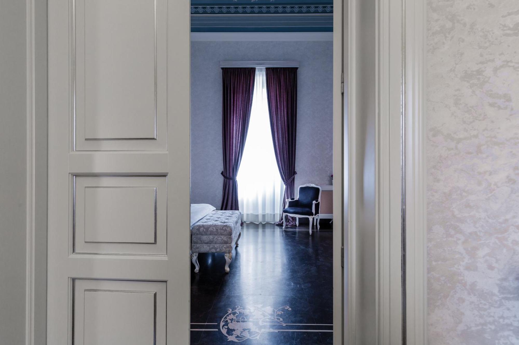 Отель Palazzo Favacchio - Patane Шикли Экстерьер фото
