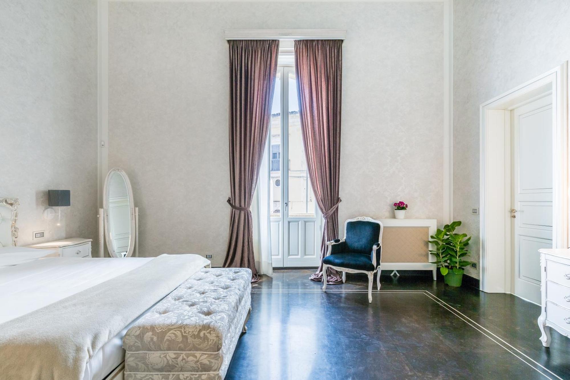 Отель Palazzo Favacchio - Patane Шикли Экстерьер фото