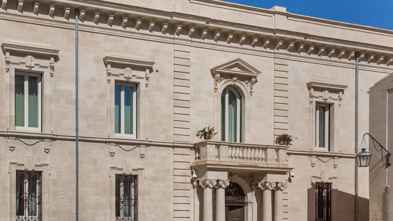 Отель Palazzo Favacchio - Patane Шикли Экстерьер фото